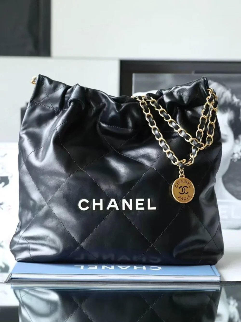 Classic CHANEL Bag: A Stylish and Versatile Choice for Elegance